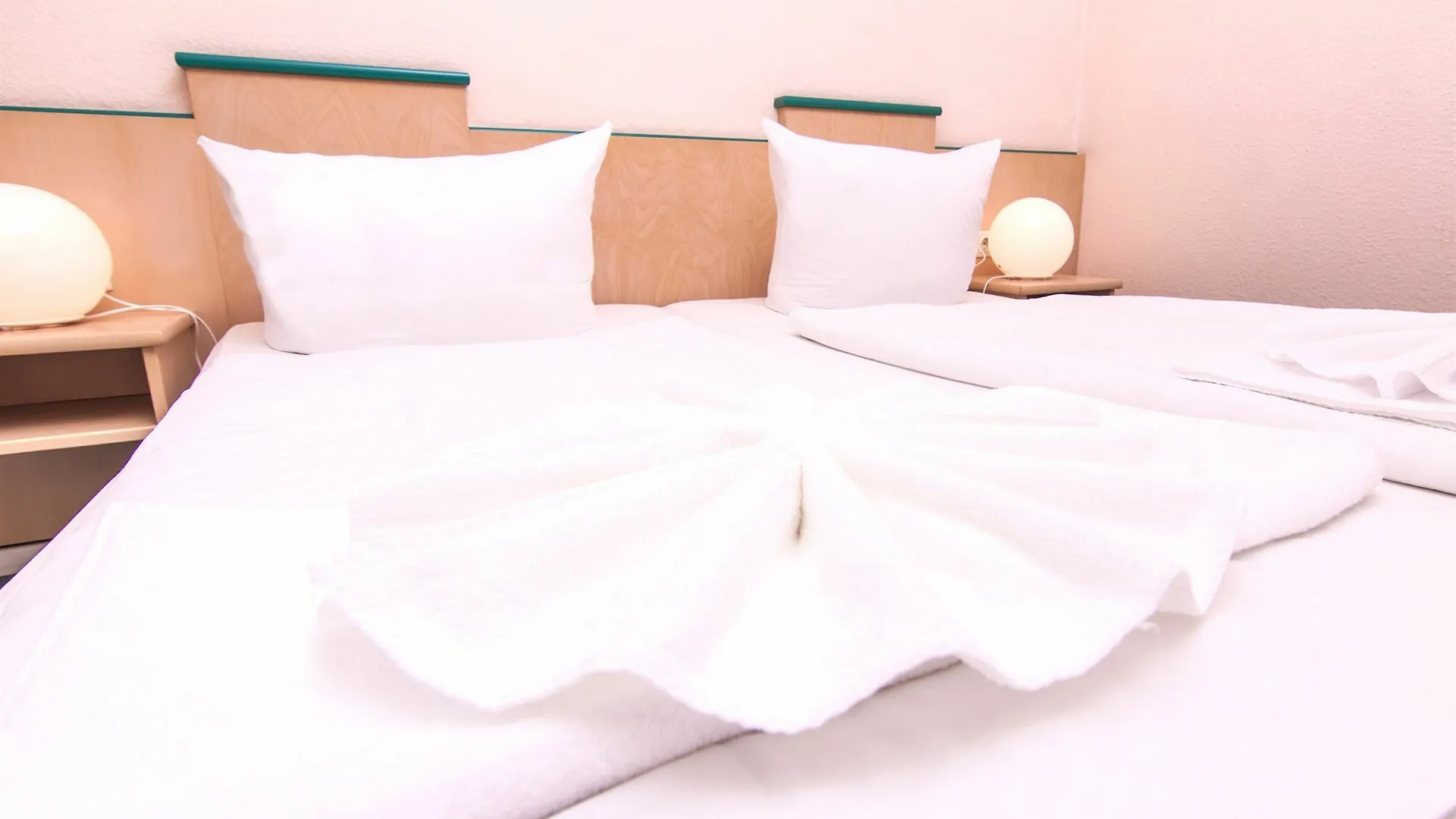 Hotel-Pension Odin Berlin Guest house
