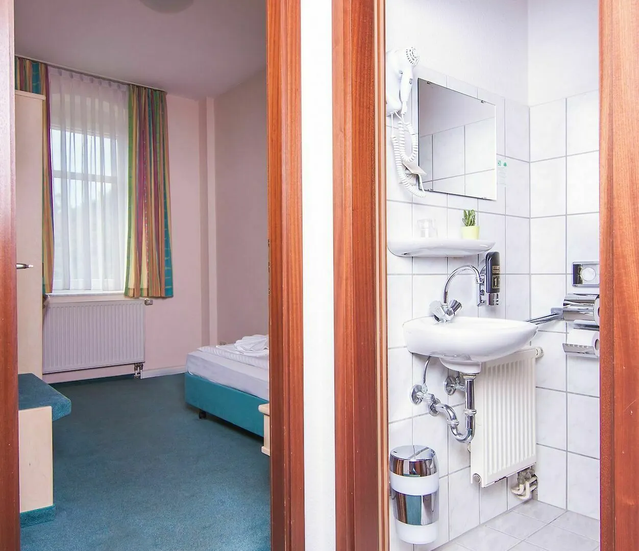 Hotel-Pension Odin Berlin 2*,  Deutschland